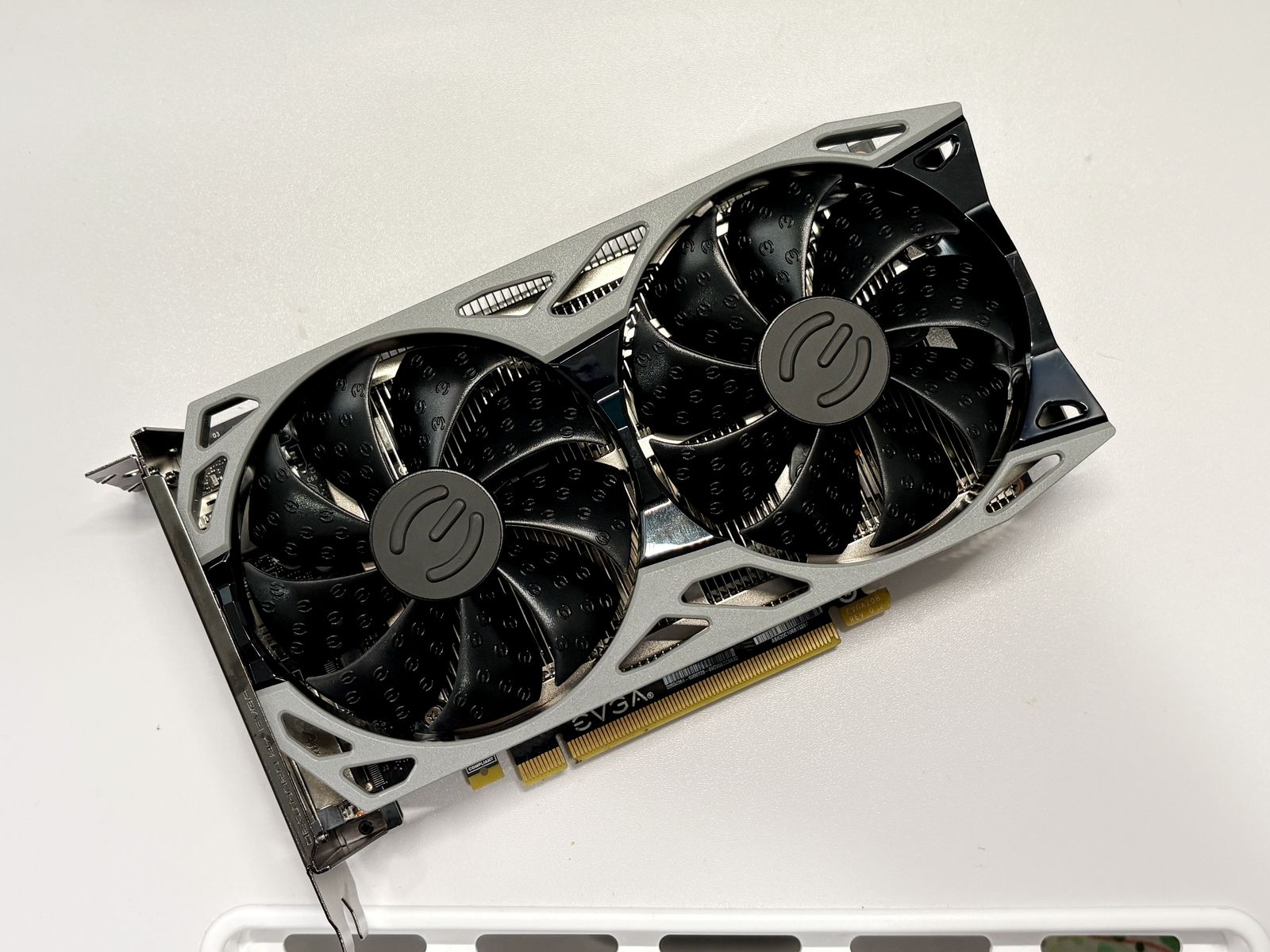NVIDIA GeForce 1660-Super EVGA GPU (Like-New)
