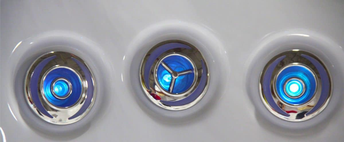 Main image 6