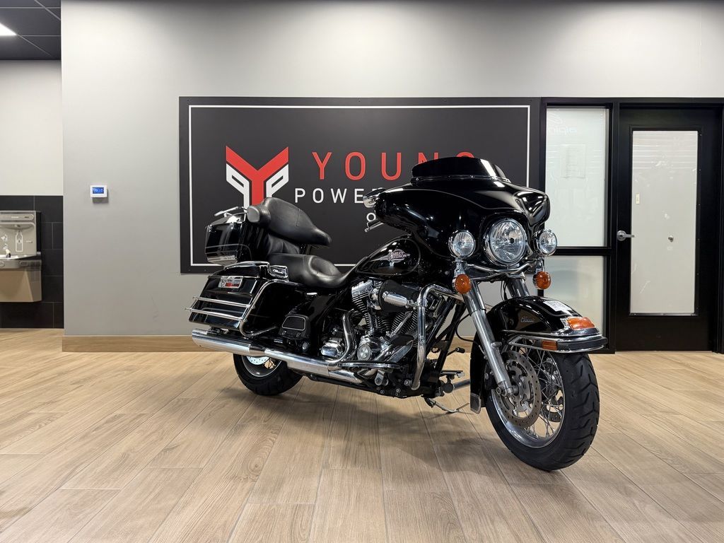 2009 Harley-Davidson® FLHTC - Electra Glide® Classic