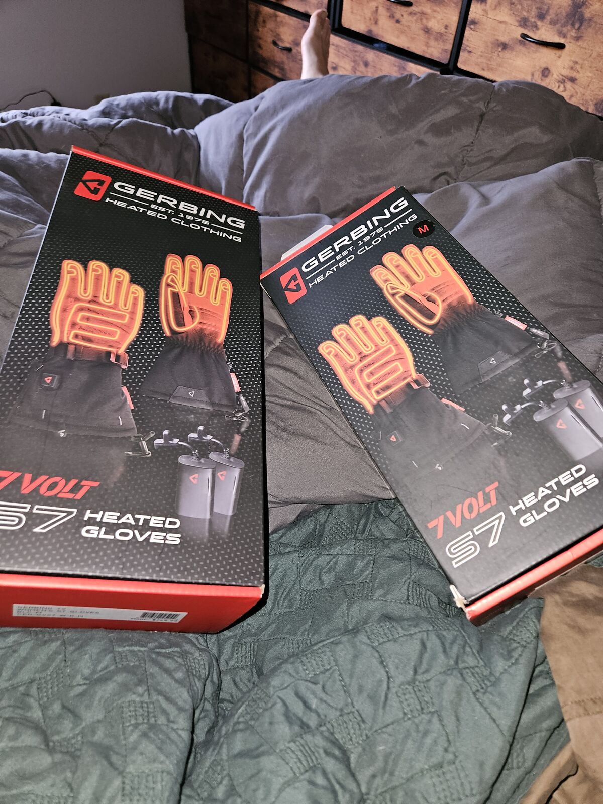 2 pairs Gerbing Heated gloves