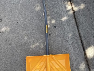 True Temper Ergonomic Snow Shovel - Yellow & Grey, D-Grip Handle