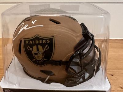Aidan O’Connell Signed Raiders Salute to Service Mini Helmet with visor – Beckett Witnessed