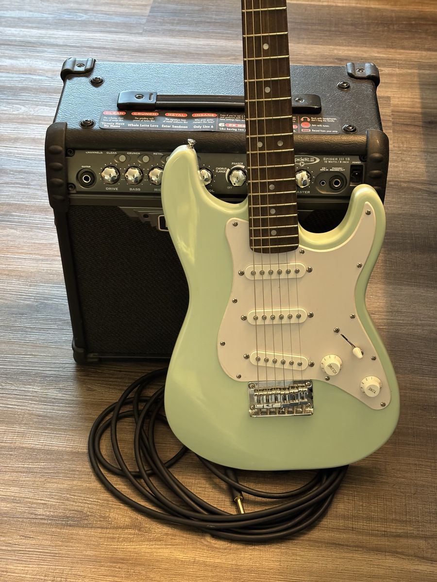 Beginner 3/4th Guitar and Amp