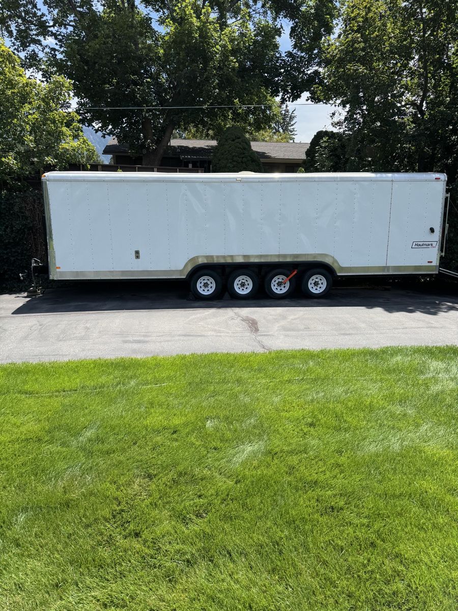 HAULMARK 28' x 8.5'  4-AXLE HEAVYDUTY ENCLOSED TRAILER  $7900/OBO