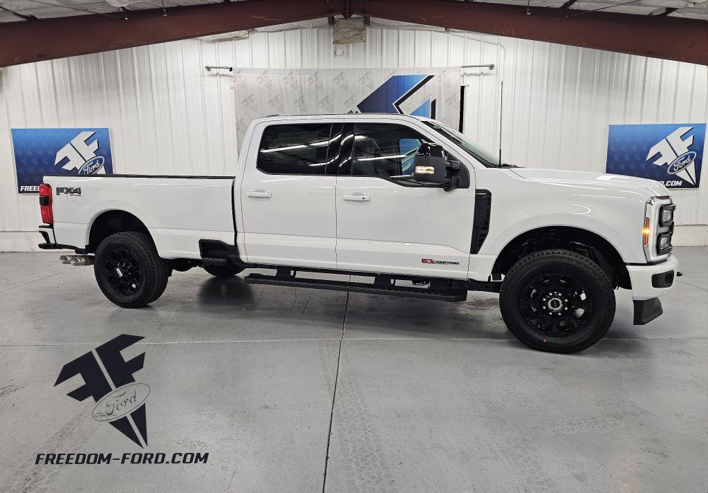 2026 Ford F-350 Super Duty Lariat