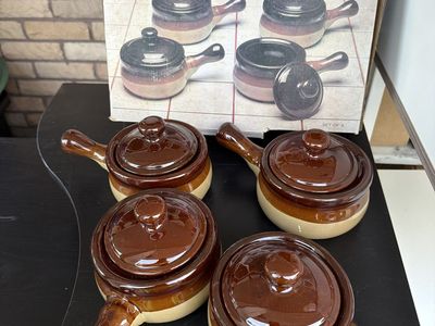 Vintage Stoneware Onion Soup Bowls with Lids and Handles - Set of 4 Brown/Tan Oven Safe Crocks