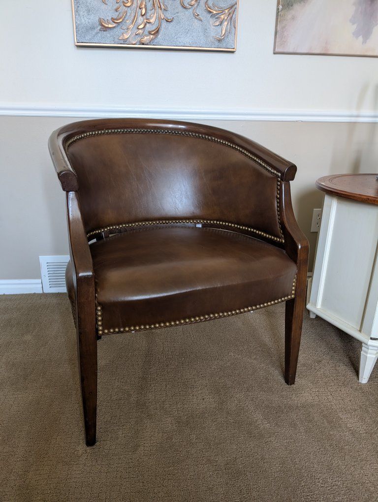 2 accent chairs