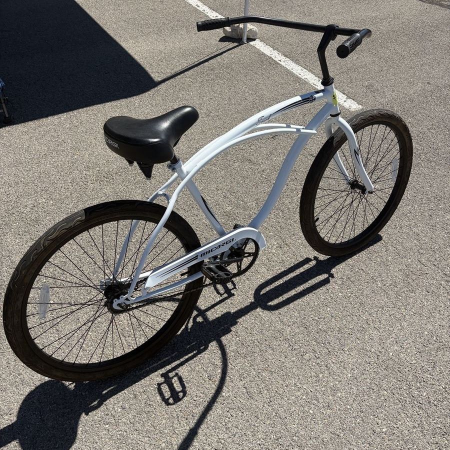 Cruiser Bike, White, Beach Cruiser Style