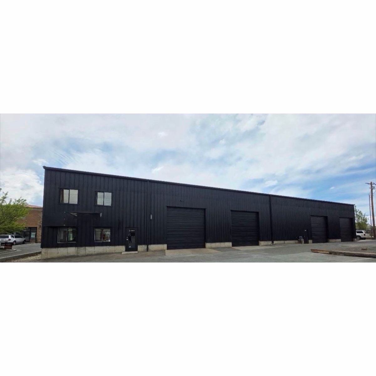 VINEYARD WAREHOUSE FOR RENT