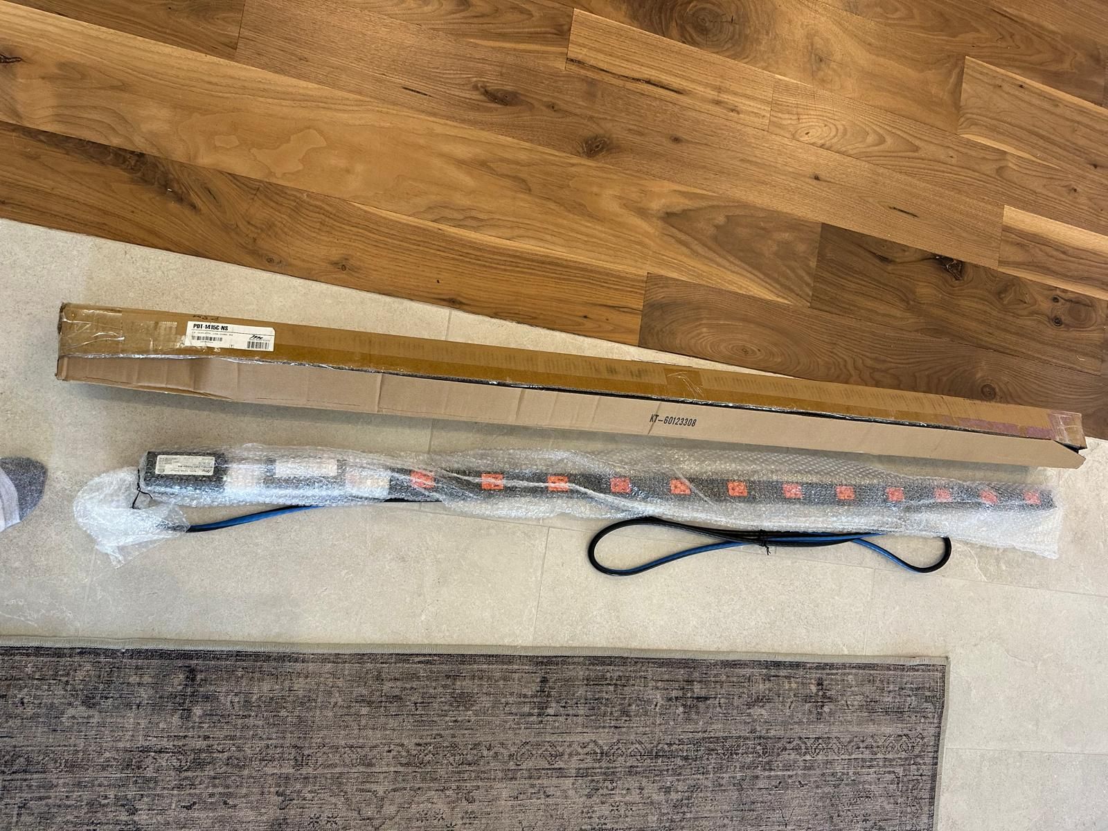 Middle Atlantic Rack Mount Power Strip – 14 Outlet (New in Box)