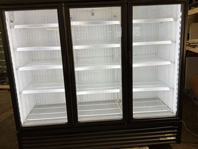 True GDM-72 F HC 3-Door Glass Commercial Freezer - Excellent Condition, Next to New 208-230 volts single phase