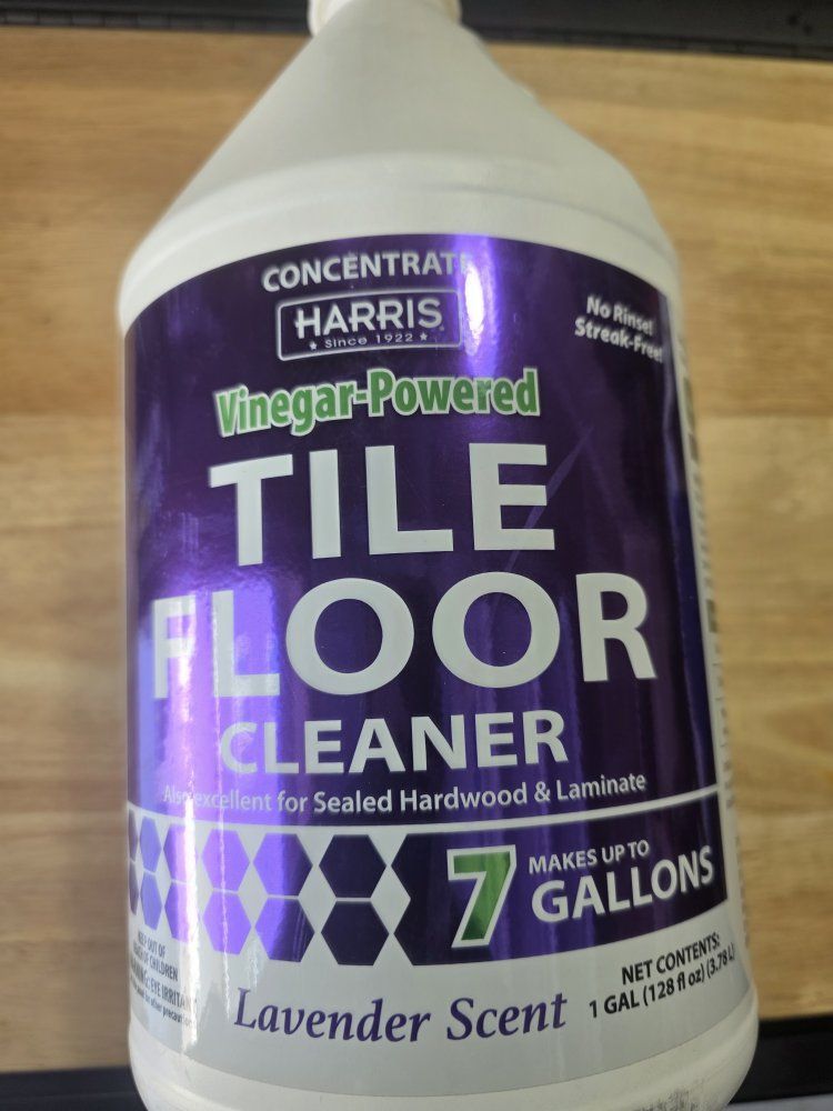 Harris Vinegar-Powered Tile Floor Cleaner, Lavender Scent, 1 Gallon Concentrate, No-Rinse, Streak-Free