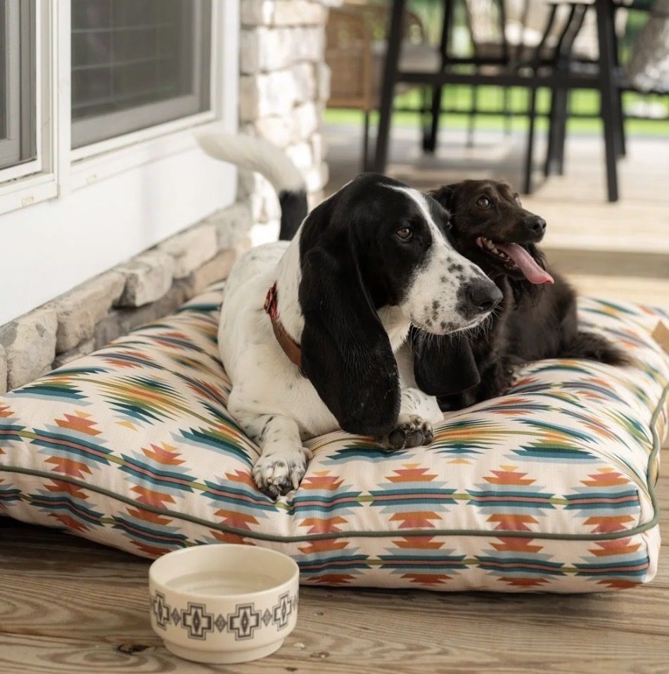 Dog Bed- Pendleton All Season Pet Napper