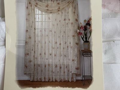 Complete set of Kensington Passion Flower Crushed Voile Sheer Window Treatment 2 panels & Valance (55”Wx 84”L per panel)
