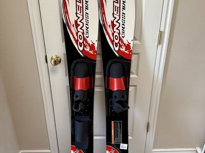 Connelly Crossfire Escape Series Water Skis