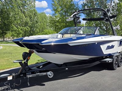 2021 Malibu Wakesetter 24 MXZ