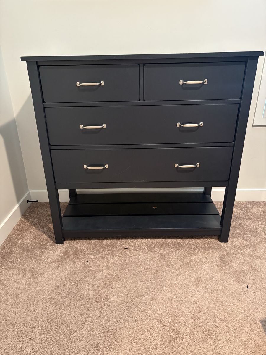 Pottery Barn Camp 4 drawer dresser in navy blue