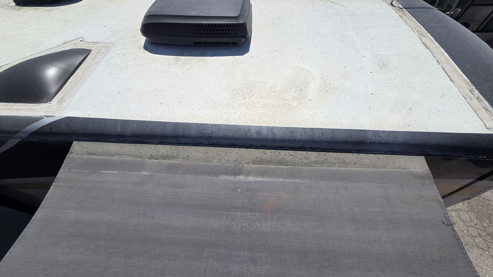 Main image 13