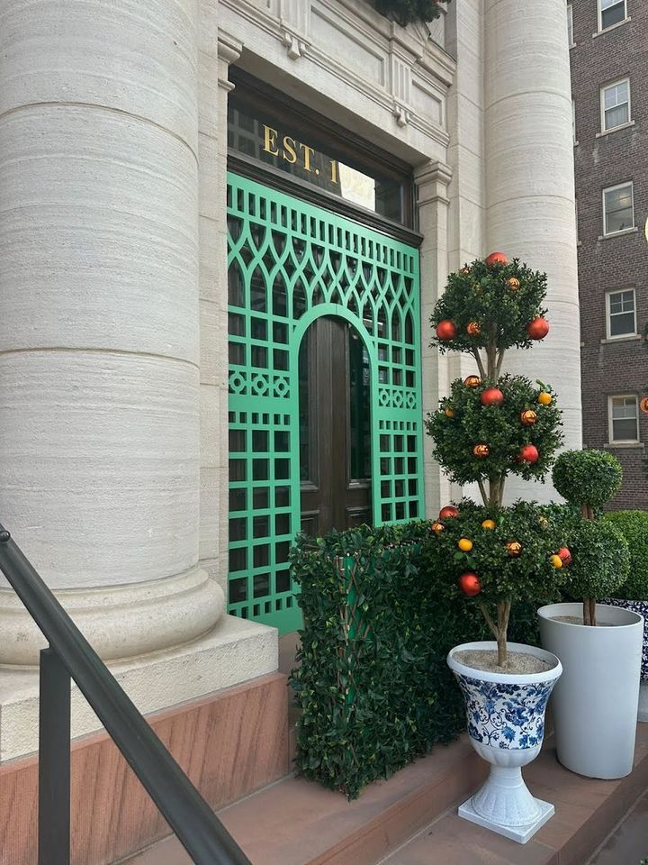 Main image 3