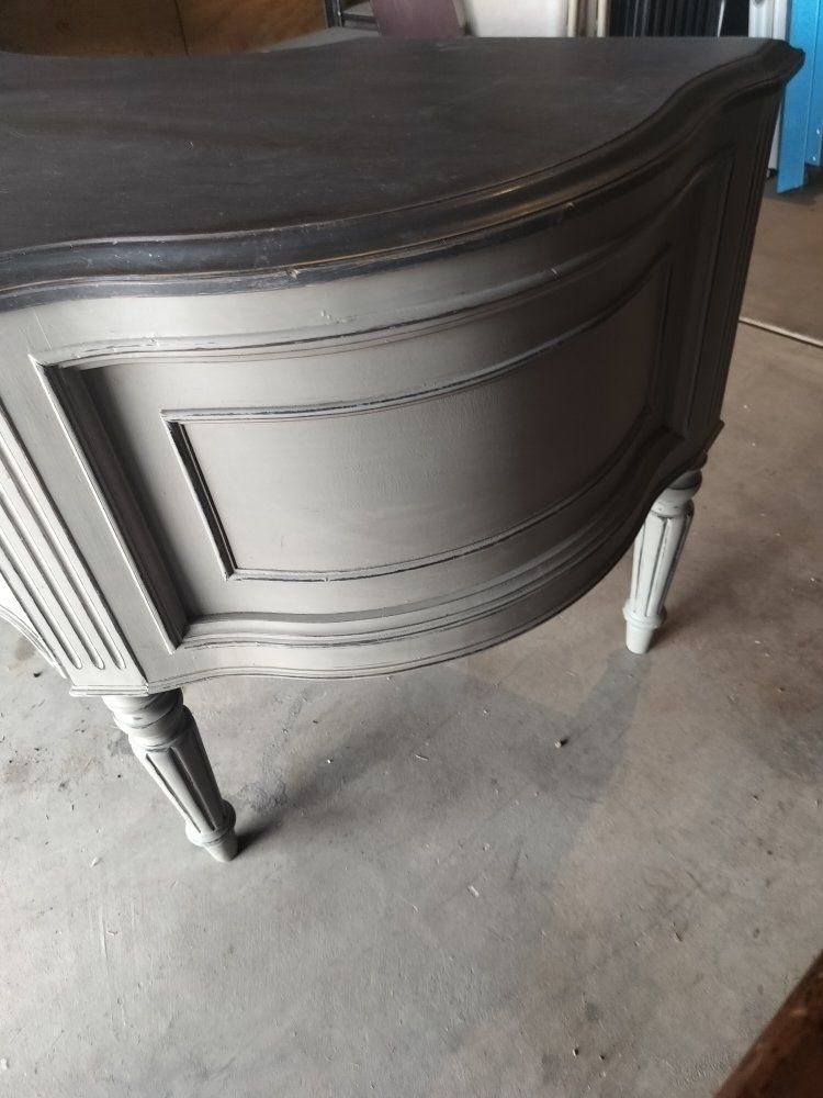 Main image 6
