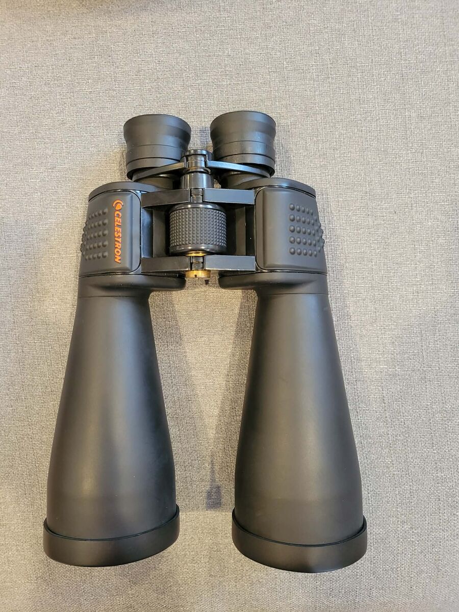 Binoculars Celestron 15x70