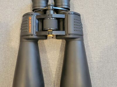 Binoculars Celestron 15x70