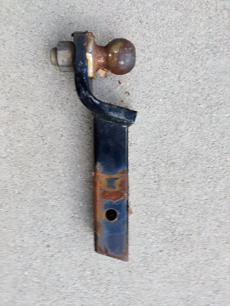 Tow hitch