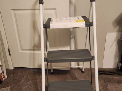 Gorilla step ladder.