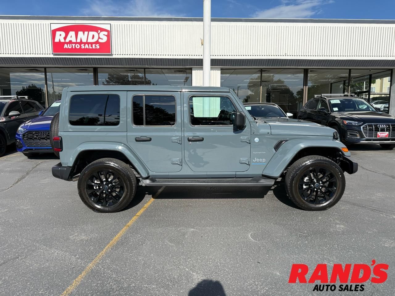 2024 Jeep Wrangler Sahara 4xe