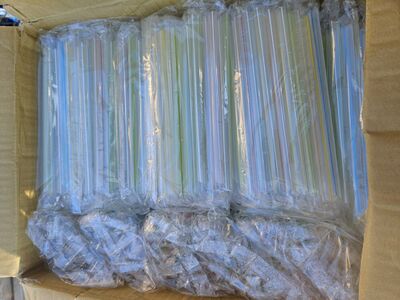 Colossal Straw Karat Case of 2000