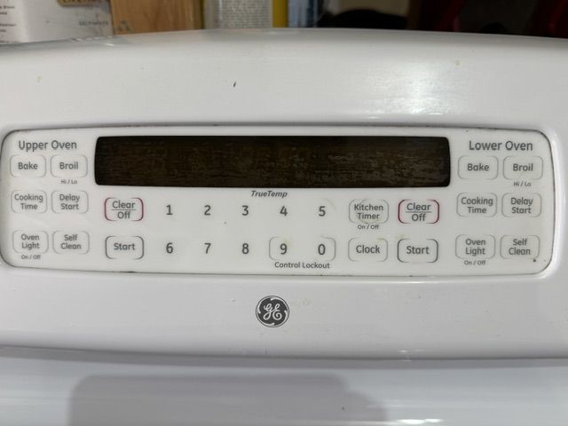 Main image 3