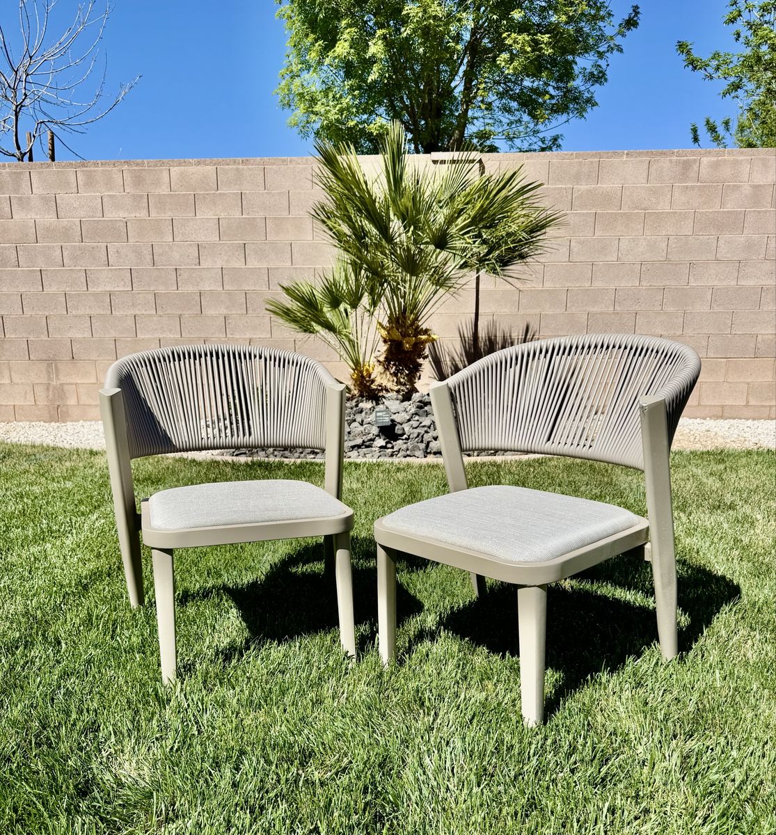 MAPLE LEAF Outdoor Patio Chairs