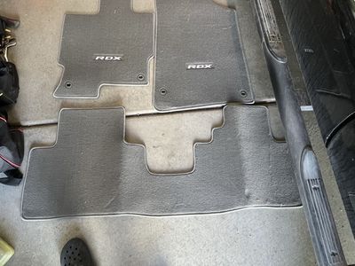 Brand New floor mats Acura RDX