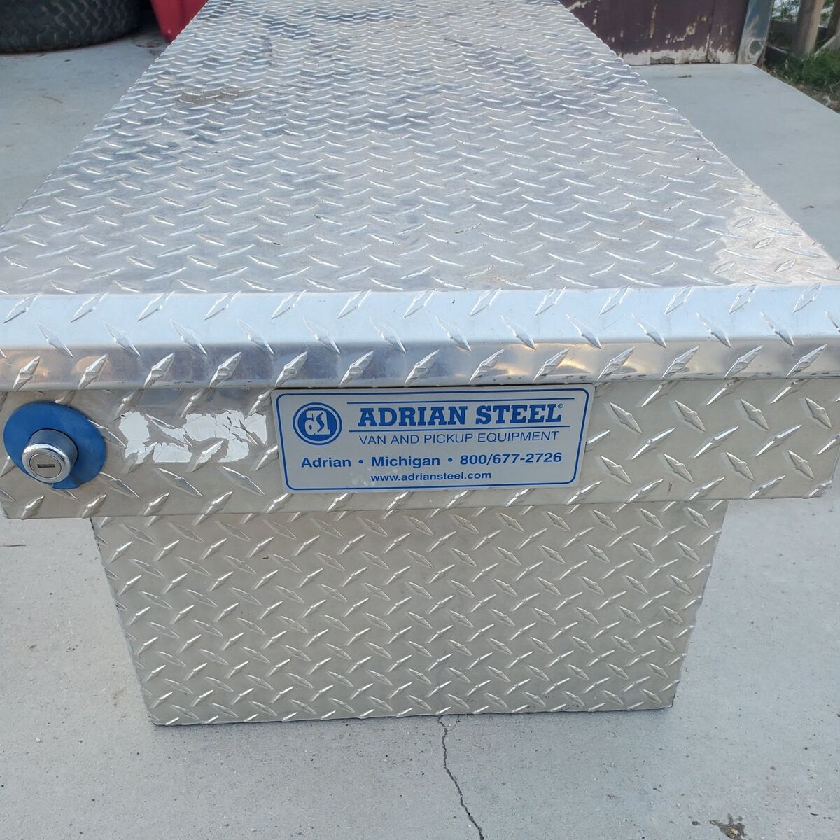 Diamond Plate tool box