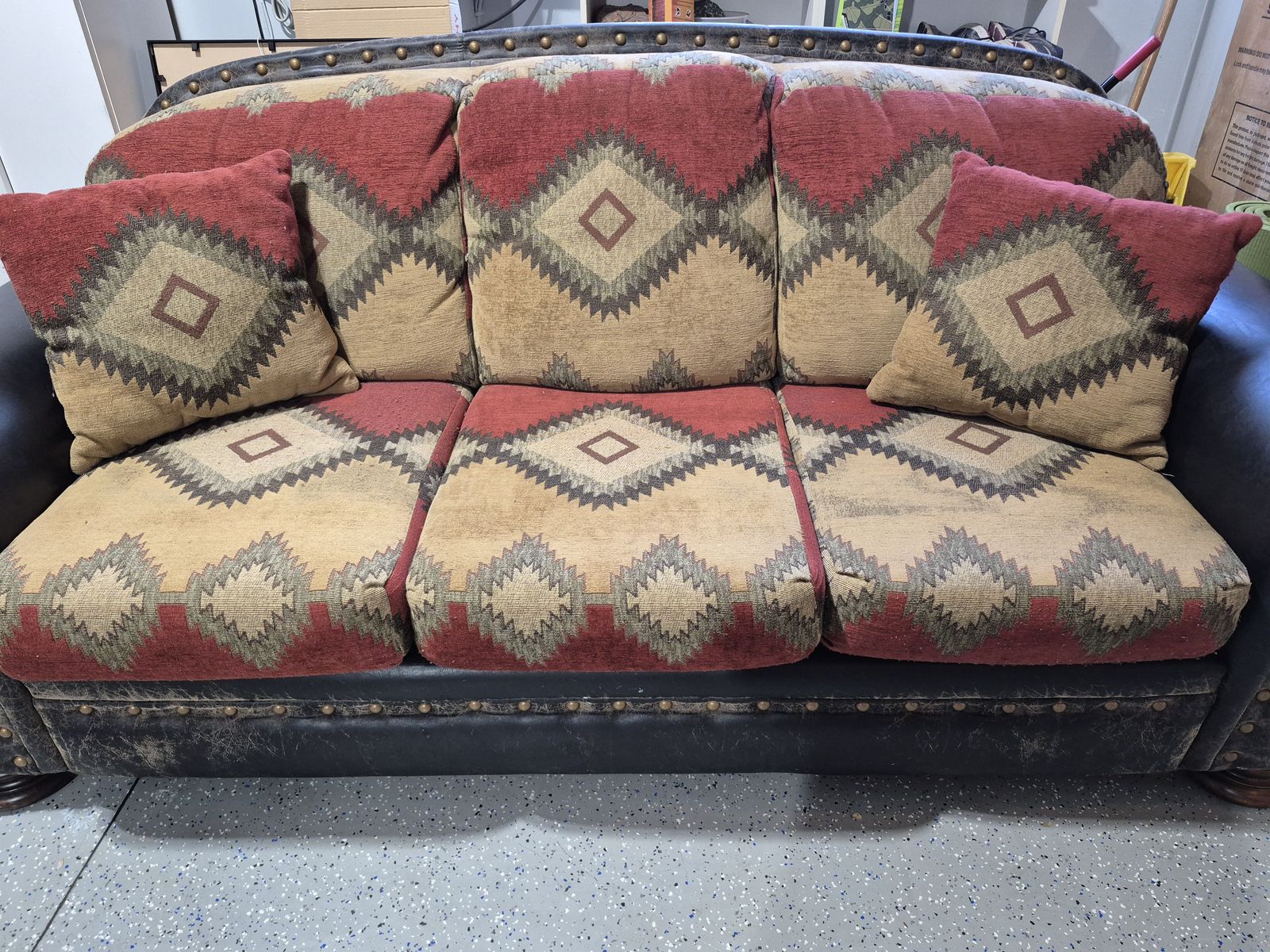 Comfortable Southwest Design sofa ser