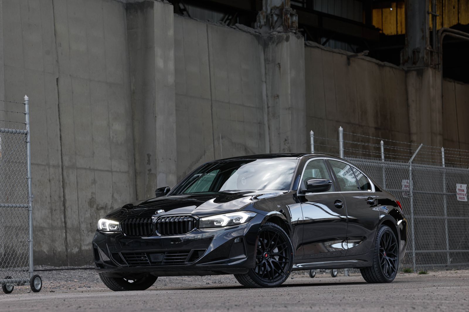 2025 BMW 3 Series 330i xDrive