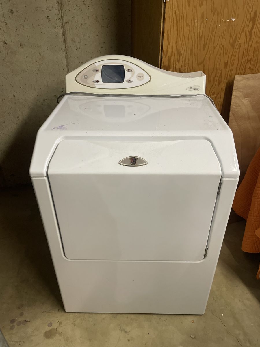 Maytag Neptune White Gas Dryer with Digital Control Panel