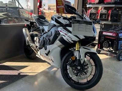 2024 Honda CBR1000RR Sportbike White