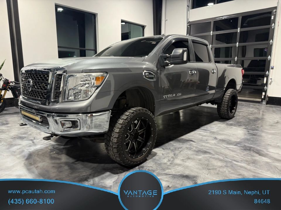 2017 NISSAN TITAN XD SV