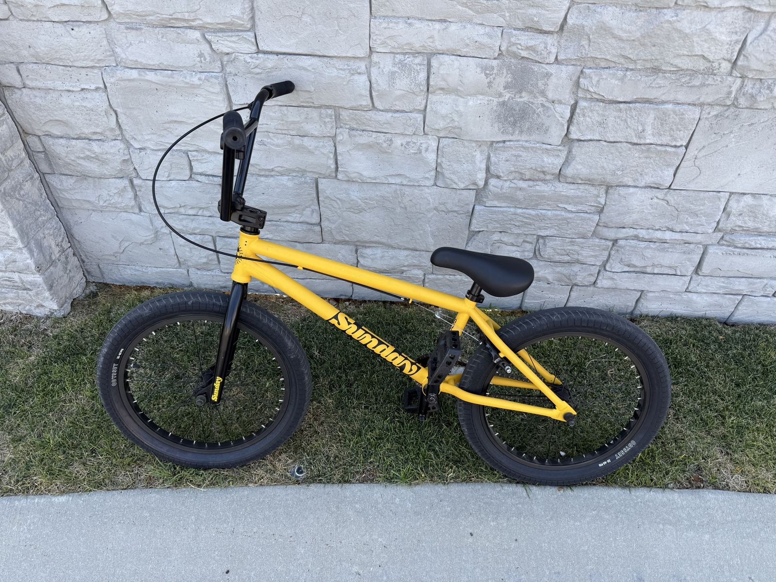 Sunday Scout BMX Bike 21.0 TT Mustard Yellow 20in Wheels