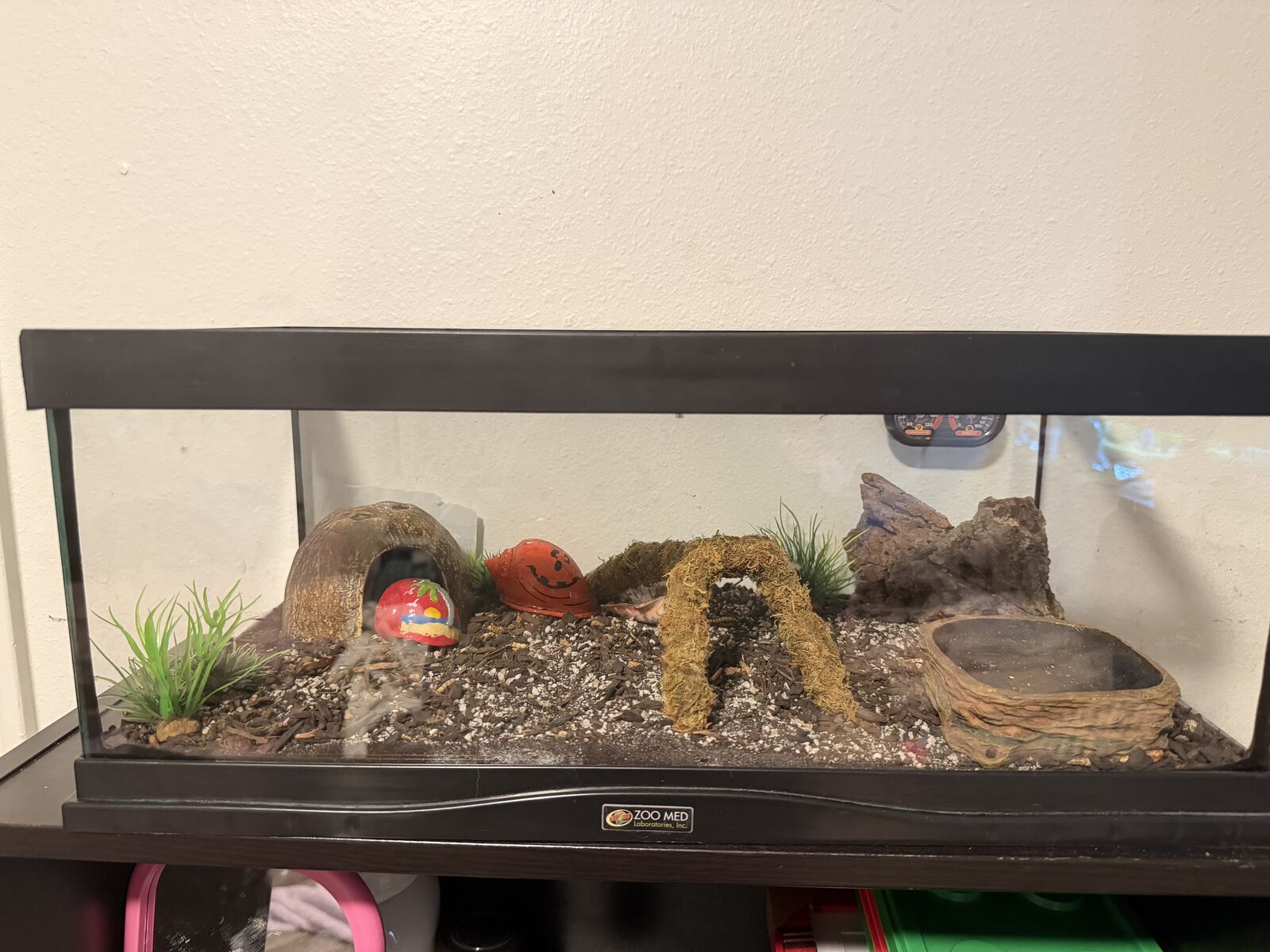 crab  enclosure