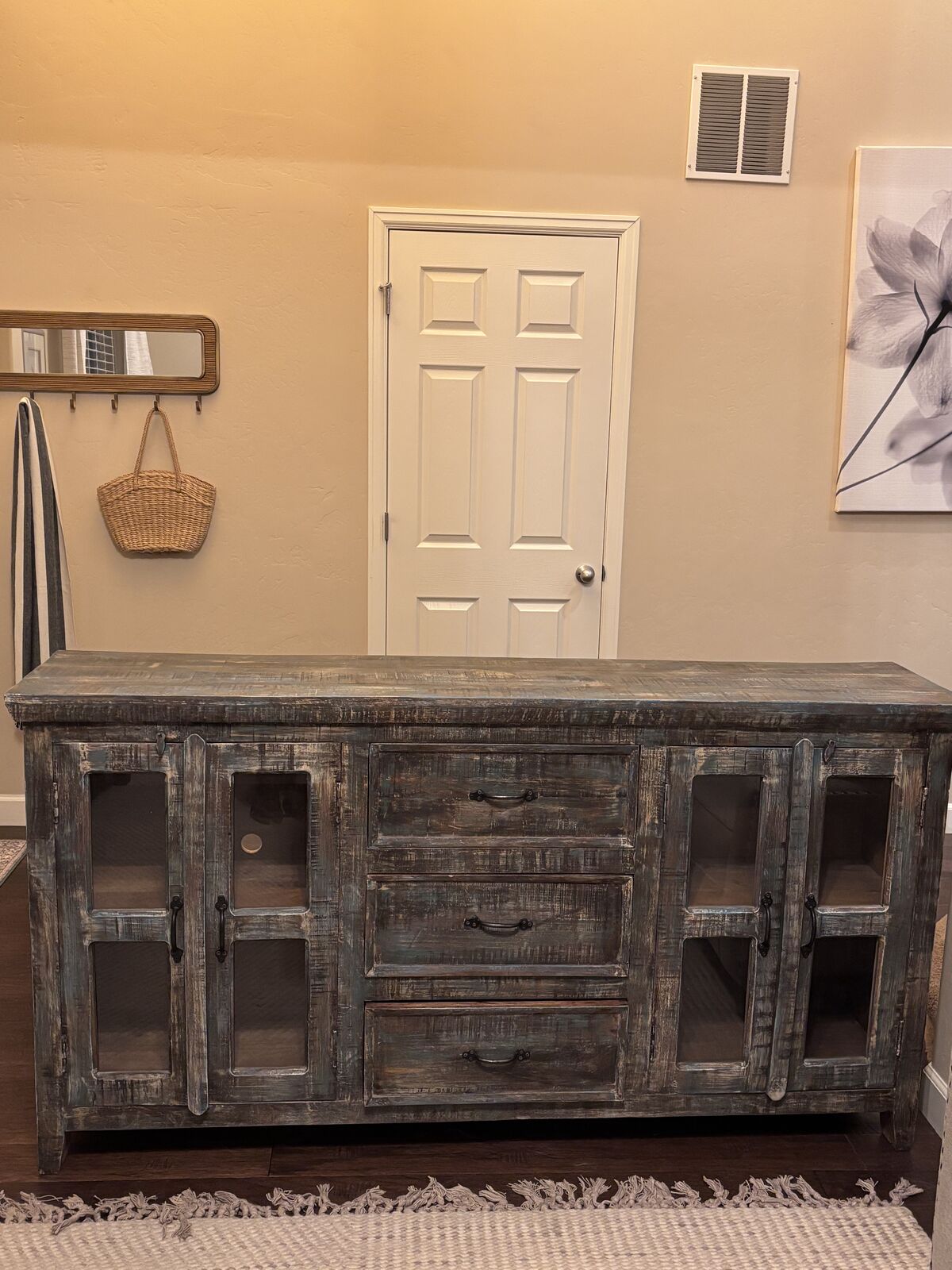 SOLID WOOD - Sideboard or Media Console
