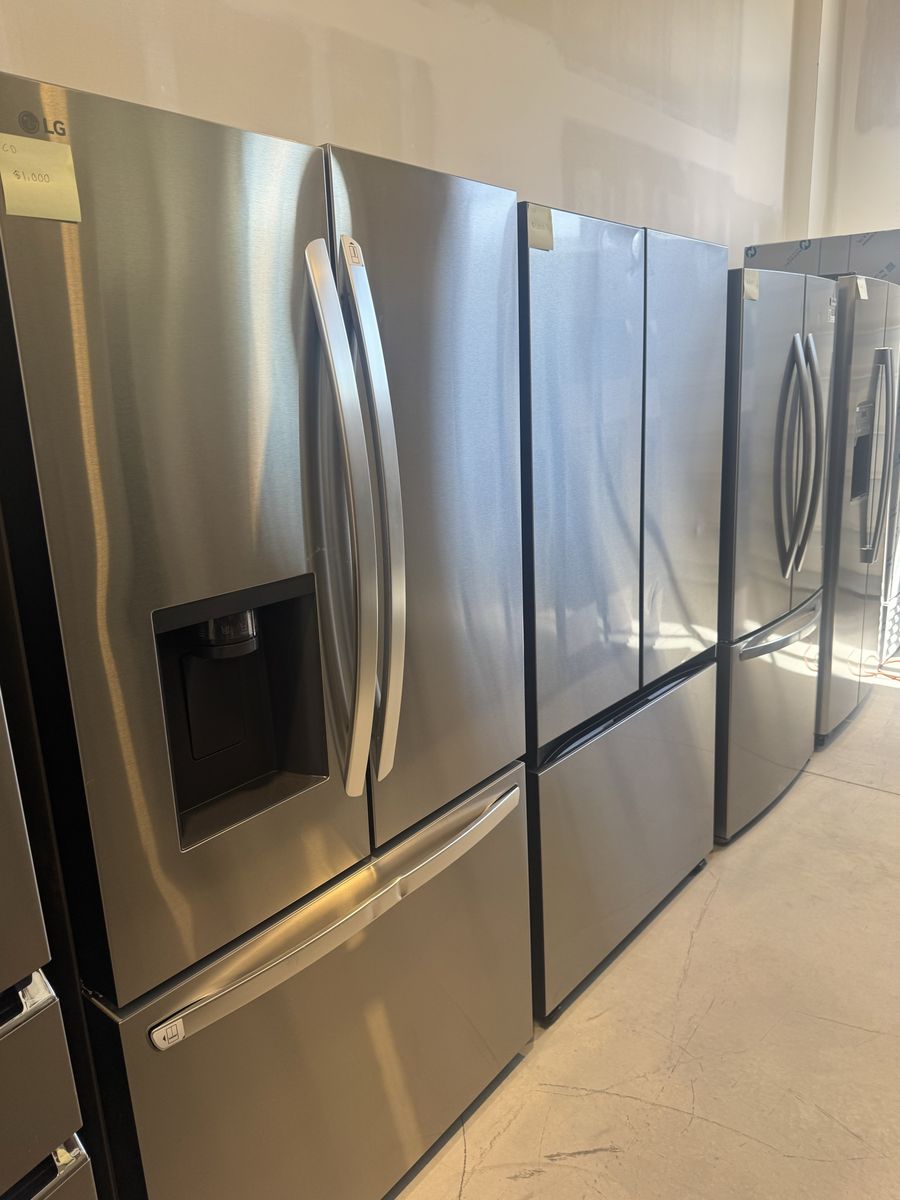 New scratch and dent refrigerators