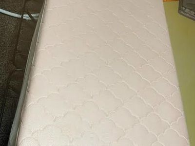 Baby/toddler crib mattress, "breathable"