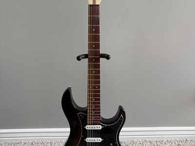 Line 6 variax standard