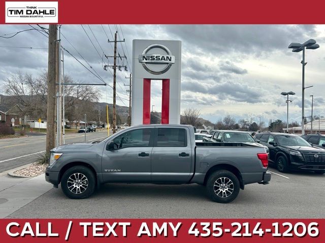 2024 Nissan Titan SV