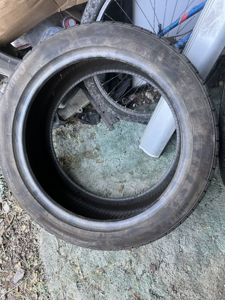 One Tire! 195/60R15 Toyo Celsius Lots Of Tread $20