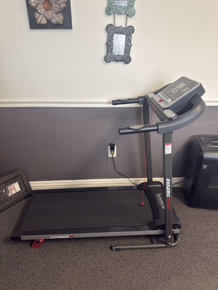 SereneLife Folding Treadmill