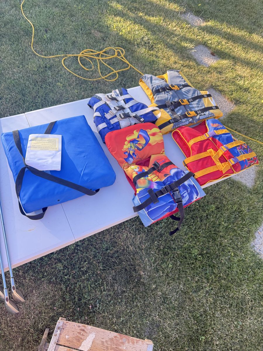 Kids life Jackets / Vests