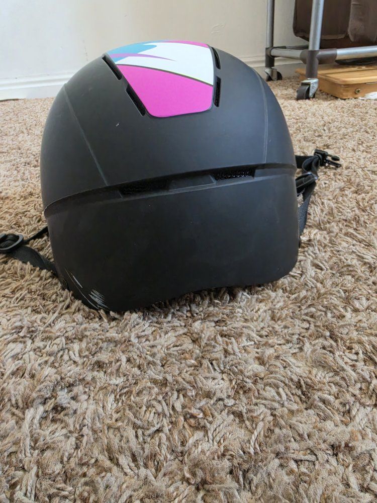 Main image 5